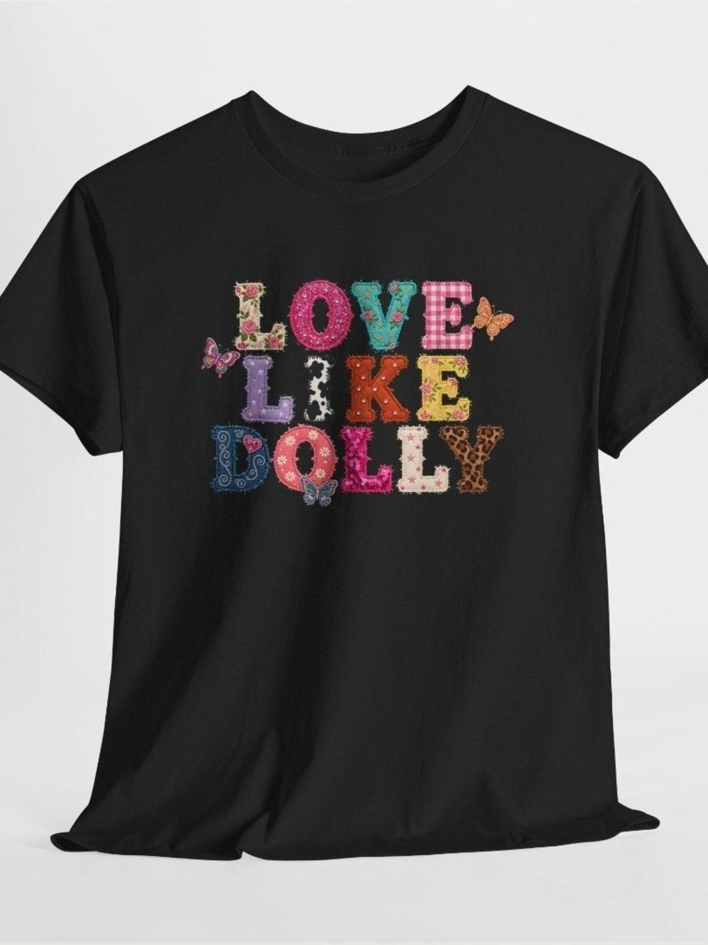 Love Like Dolly Womens Gildan Tee NWT Boutique